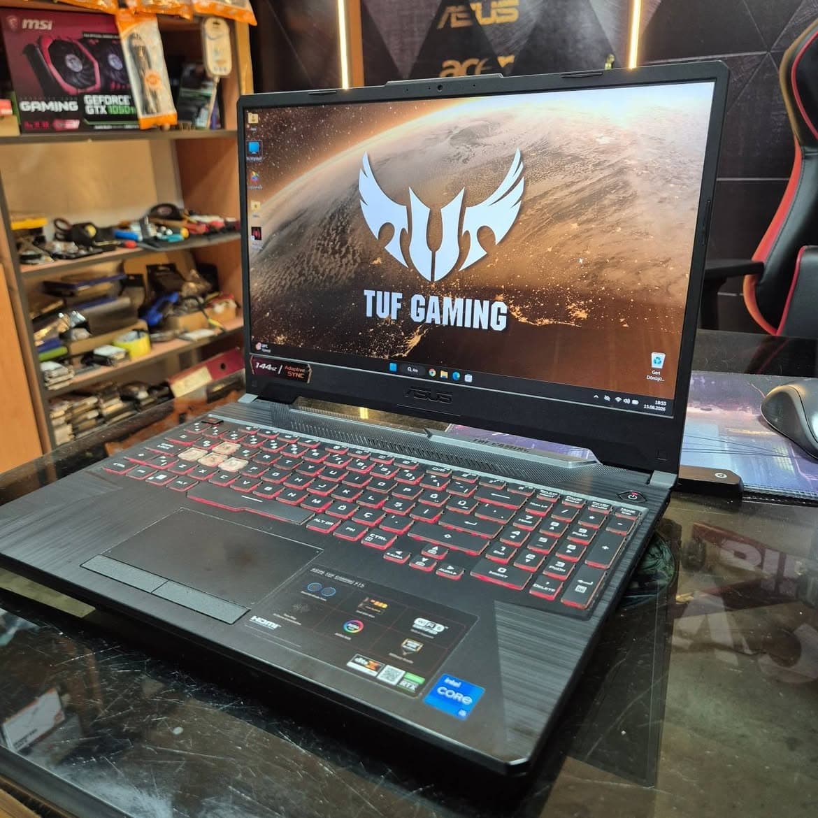 Asus TUF Gaming F15 FX506HC-HN409 i5-11400H 8 GB 512 GB SSD RTX3050 15.6" Full HD Gaming Laptop 2. EL küçük görsel 2